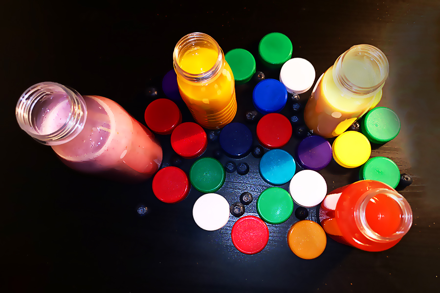 Smoothie and other beverige bottles with certification