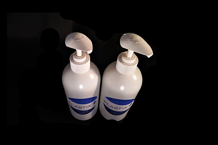Lotion Pump SCREW 28/410 color white, on PLASTIX HDPE 500ml bottle